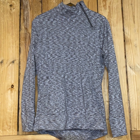 Marika Athletic Top - Picture 1 of 3